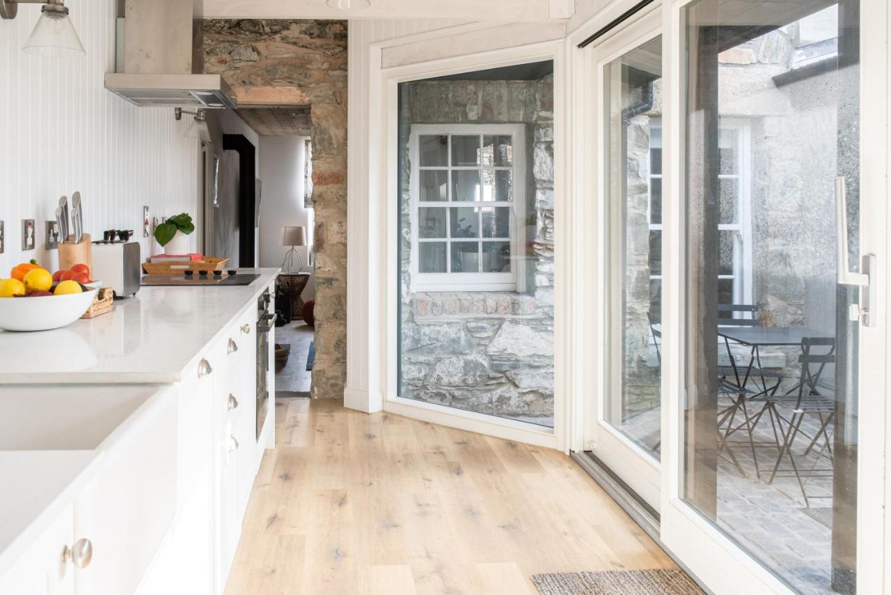 Heritage Cottages Dundrum Bagian luar foto